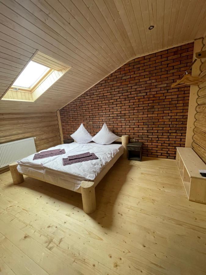 Ferienwohnung Карпатська Криївка Jassinja Exterior foto